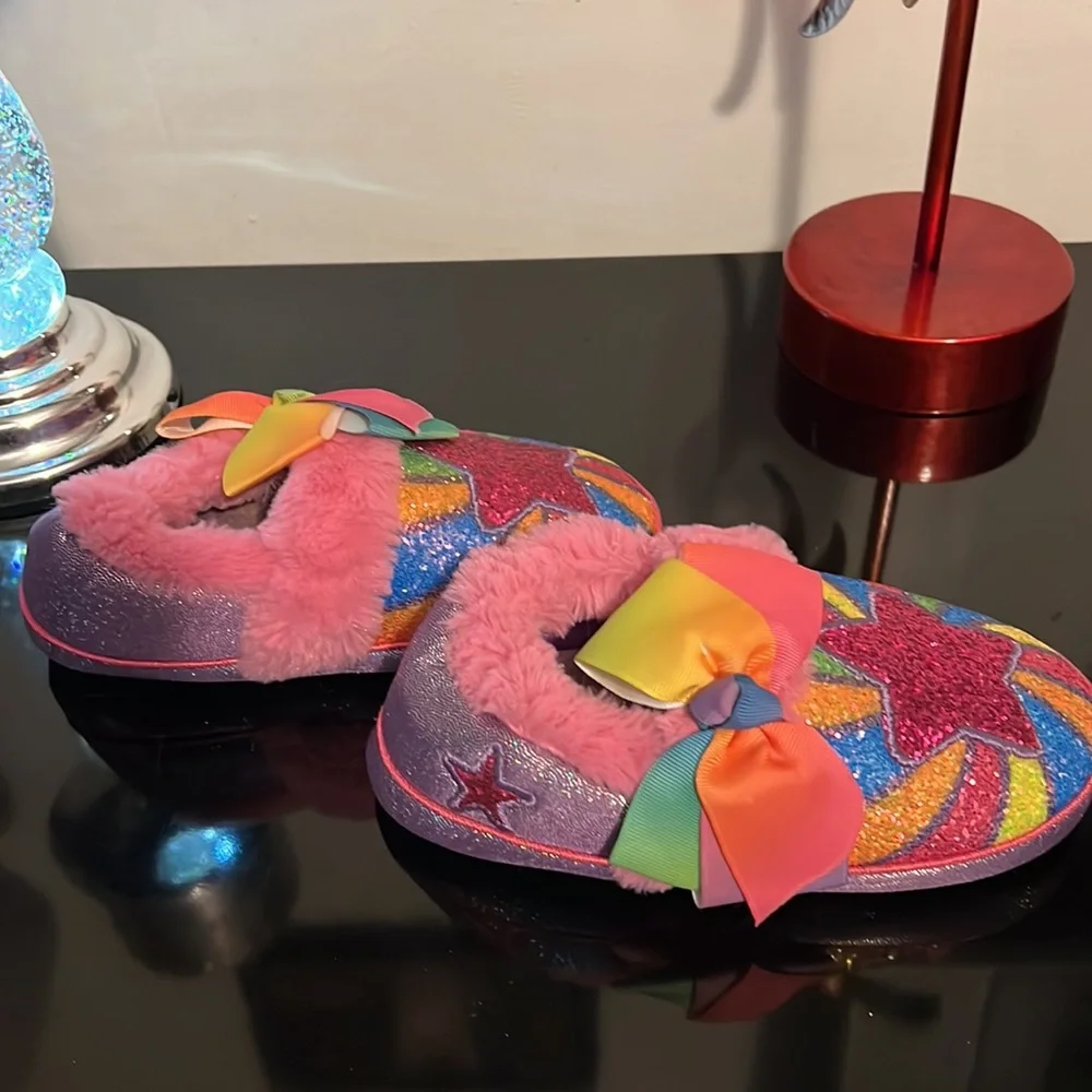 🆑FINAL PRICE‼️ Girls size 11-12 Jojo Siwa slippers colorful with large bows